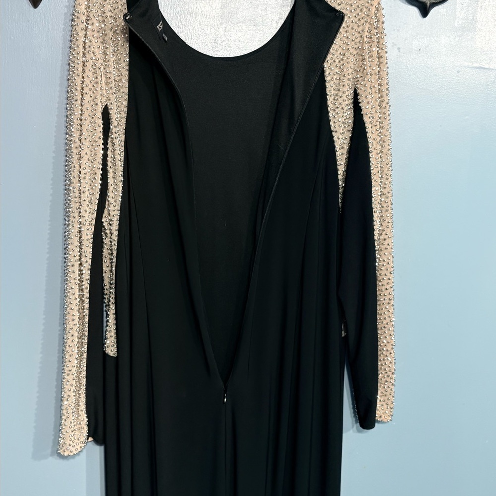 XSCAPE Beaded Illusion Hourglass Gown Black USA Sz 16W - Picture 5 of 6